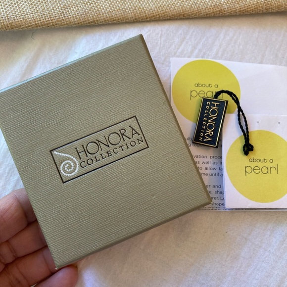 ❗️SALE❗️Honora 3 Pairs of Freshwater Pearls Dangle Earrings - Picture 6 of 8